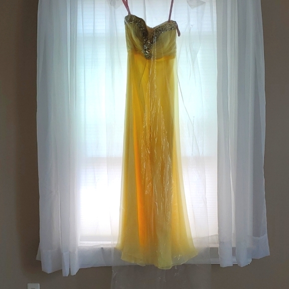 Yellow Formal Dress with Embellished Neckline - Picture 1 of 3